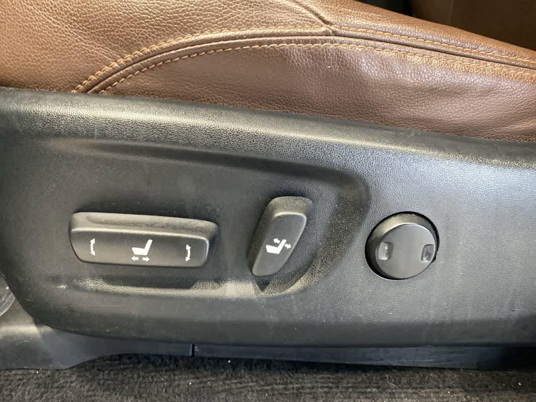 Thumbnail: 2021 Toyota 4Runner - 12