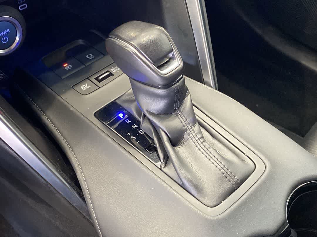 Thumbnail: 2023 Toyota Venza - 19