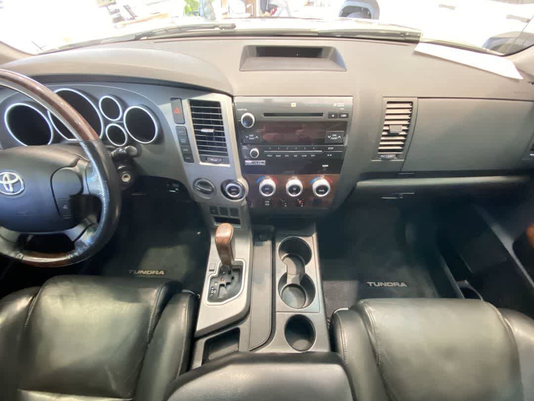 Thumbnail: 2010 Toyota Tundra - 23