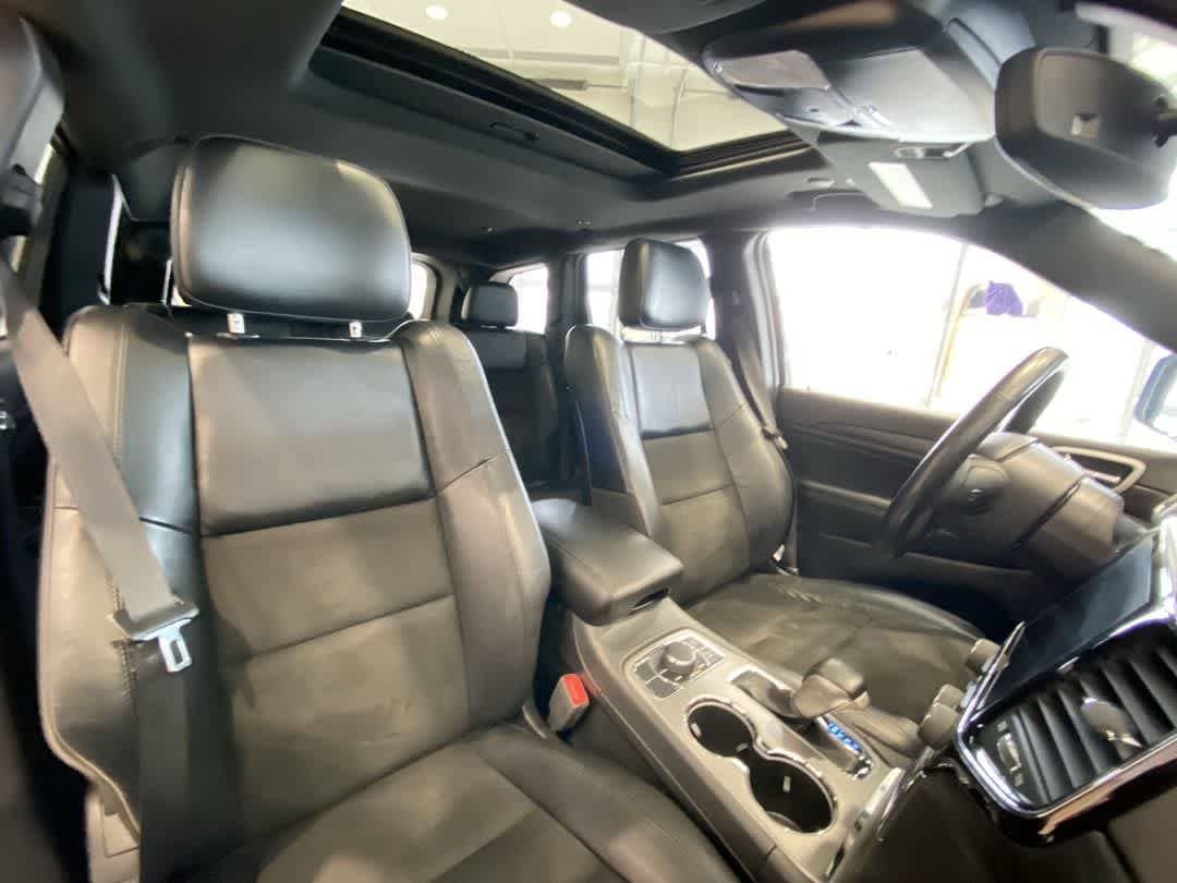 Thumbnail: 2020 Jeep Grand Cherokee - 28