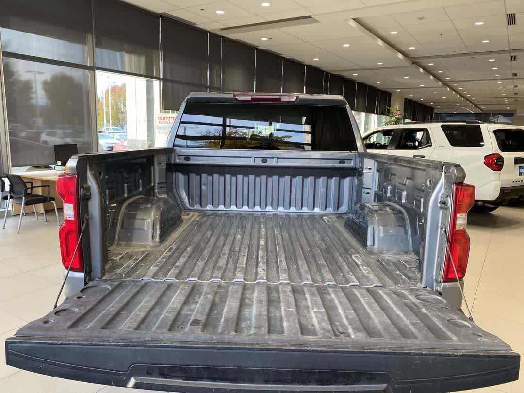 Thumbnail: 2020 Chevrolet Silverado 1500 - 25