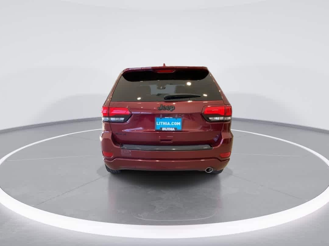 Thumbnail: 2017 Jeep Grand Cherokee - 7