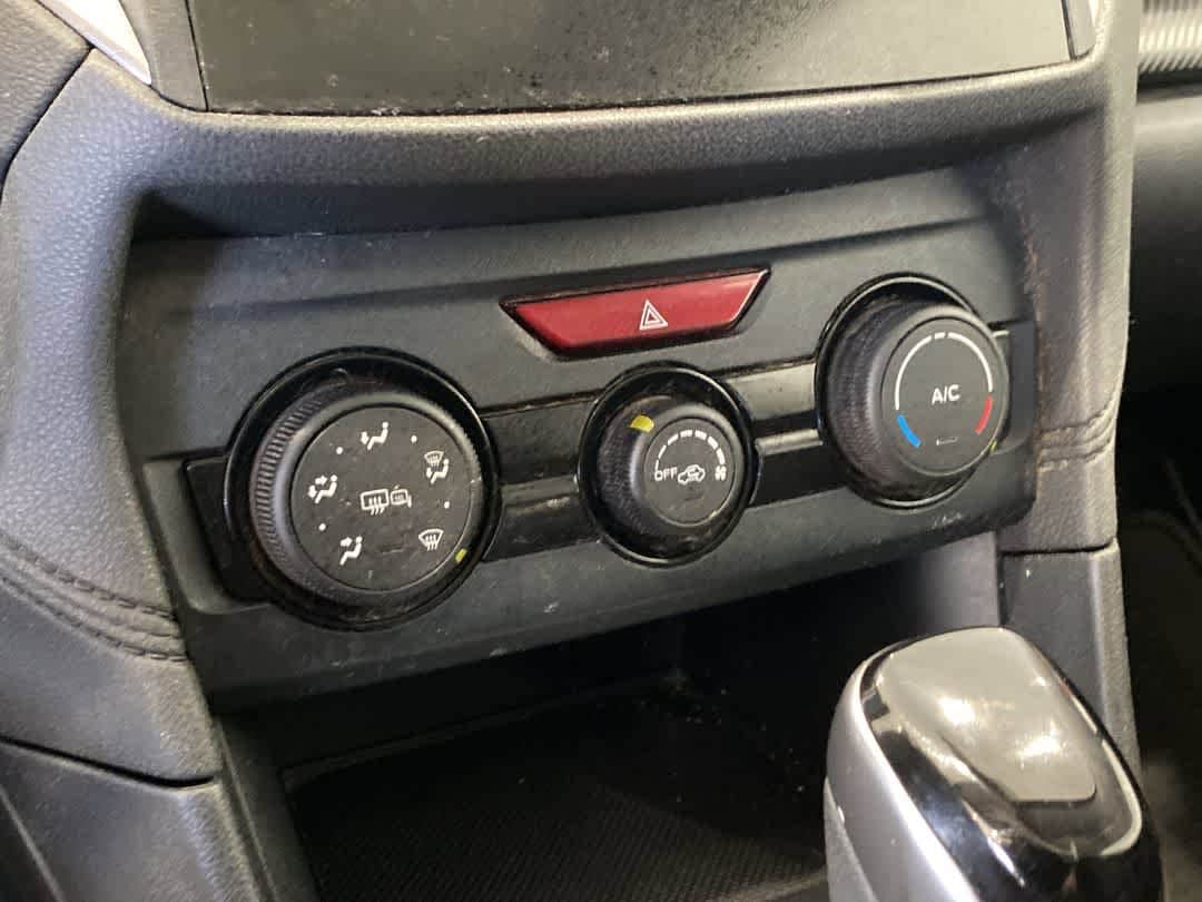 Thumbnail: 2019 Subaru Crosstrek - 18