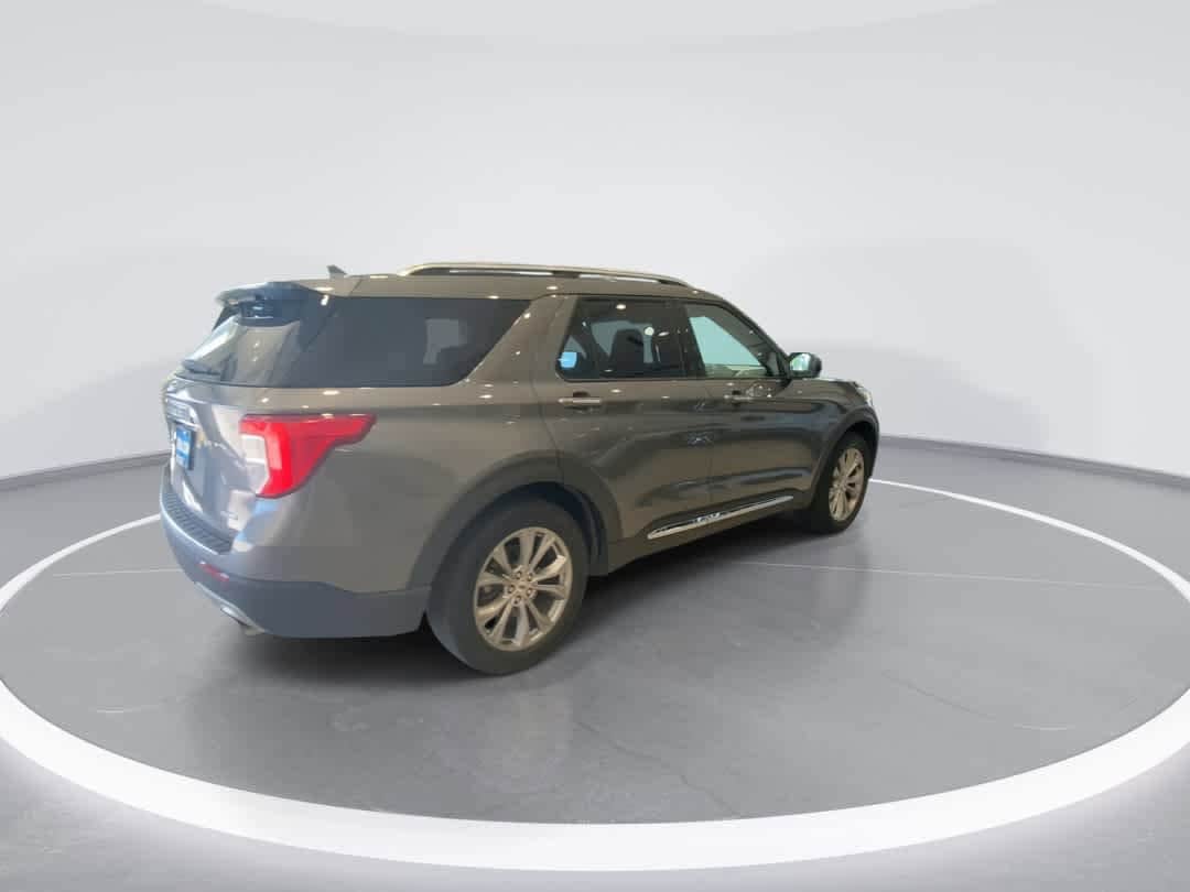Thumbnail: 2023 Ford Explorer - 8