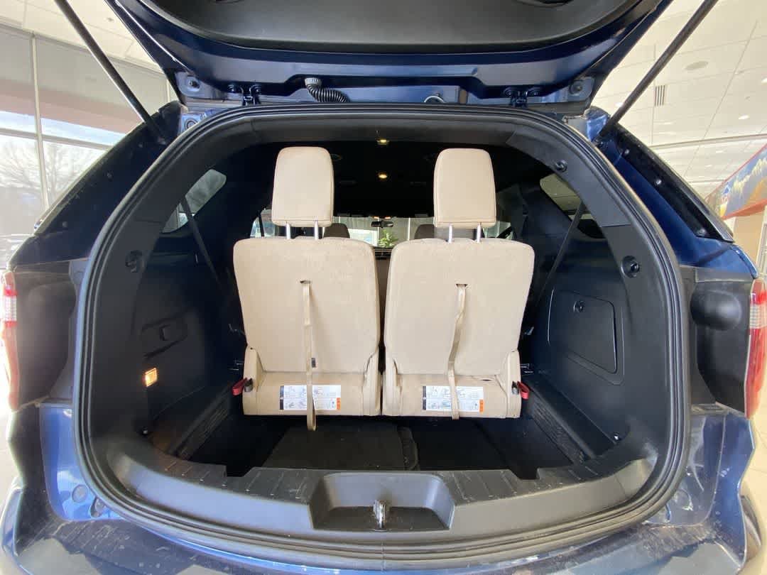 Thumbnail: 2017 Ford Explorer - 26