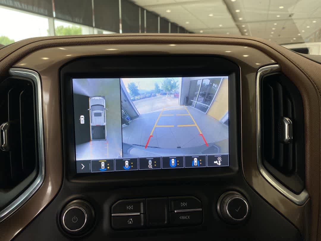 Thumbnail: 2019 Chevrolet Silverado 1500 - 19