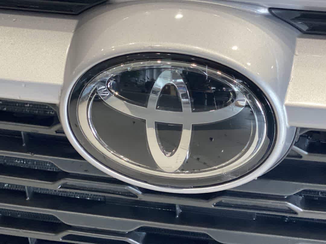 Thumbnail: 2024 Toyota RAV4 - 10