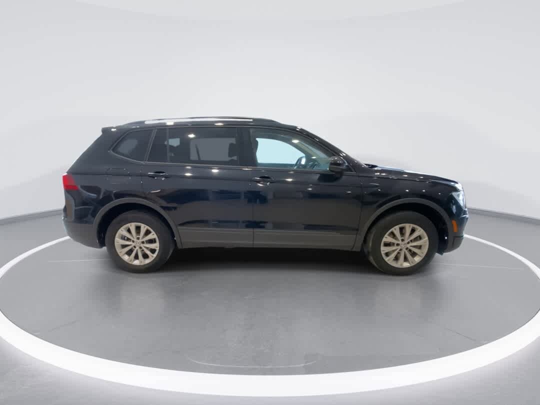 Thumbnail: 2019 Volkswagen Tiguan - 9