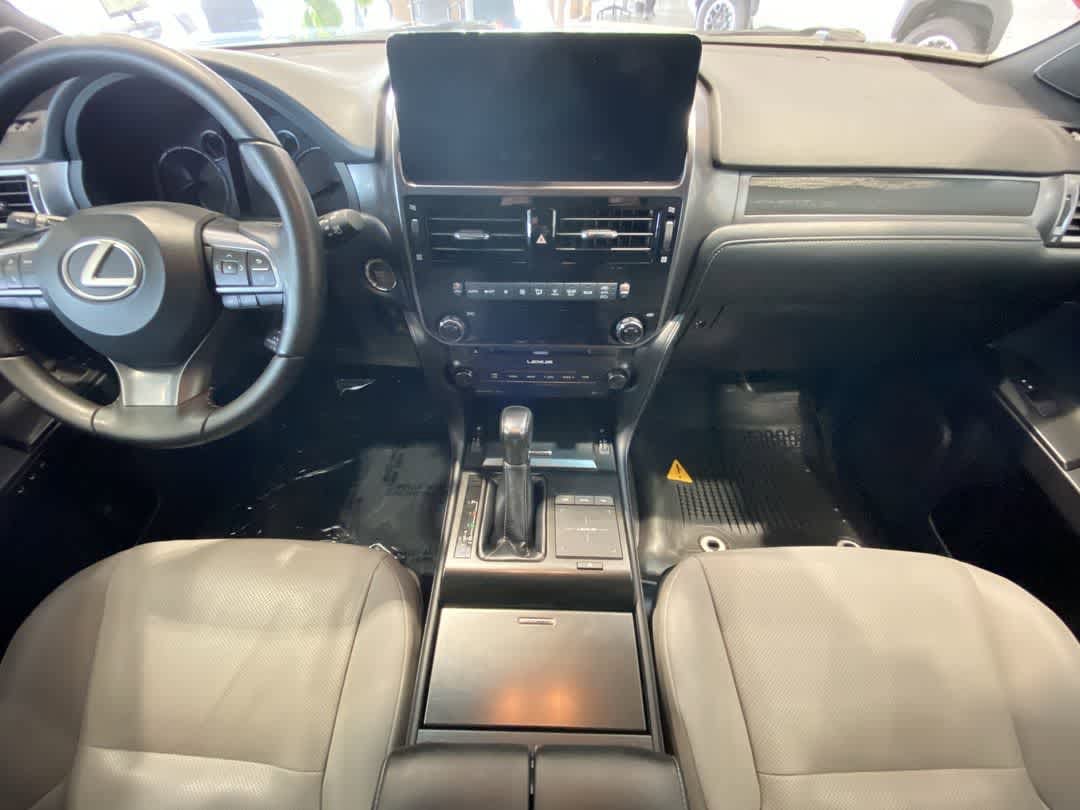 Thumbnail: 2023 Lexus GX - 22