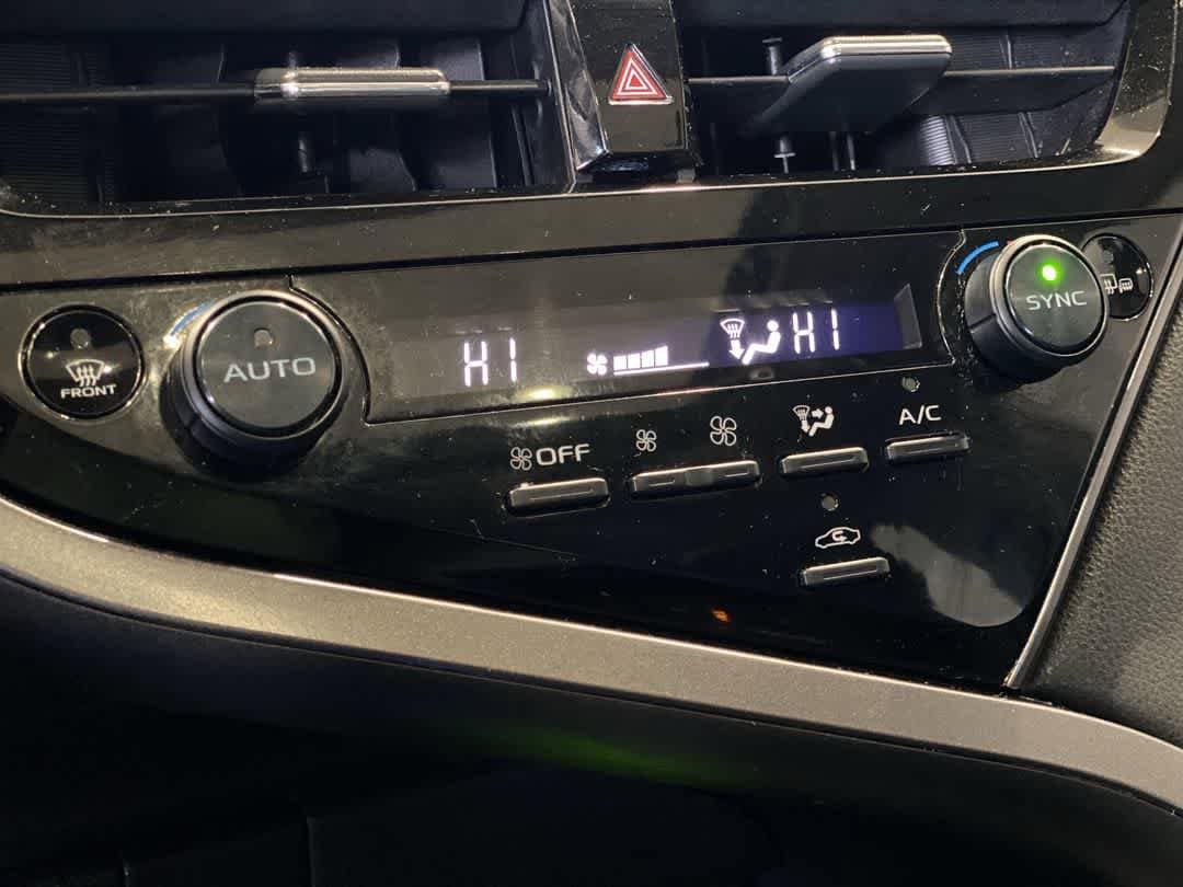 Thumbnail: 2022 Toyota Camry - 20