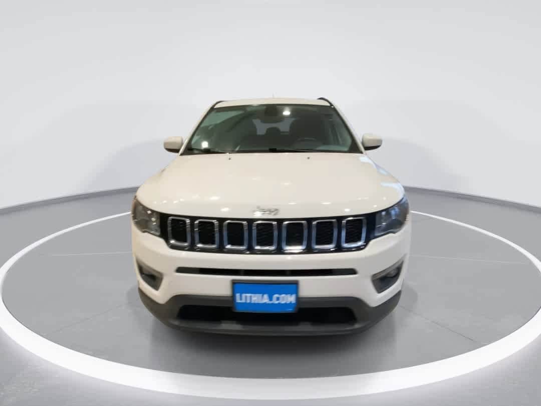 Thumbnail: 2018 Jeep Compass - 3