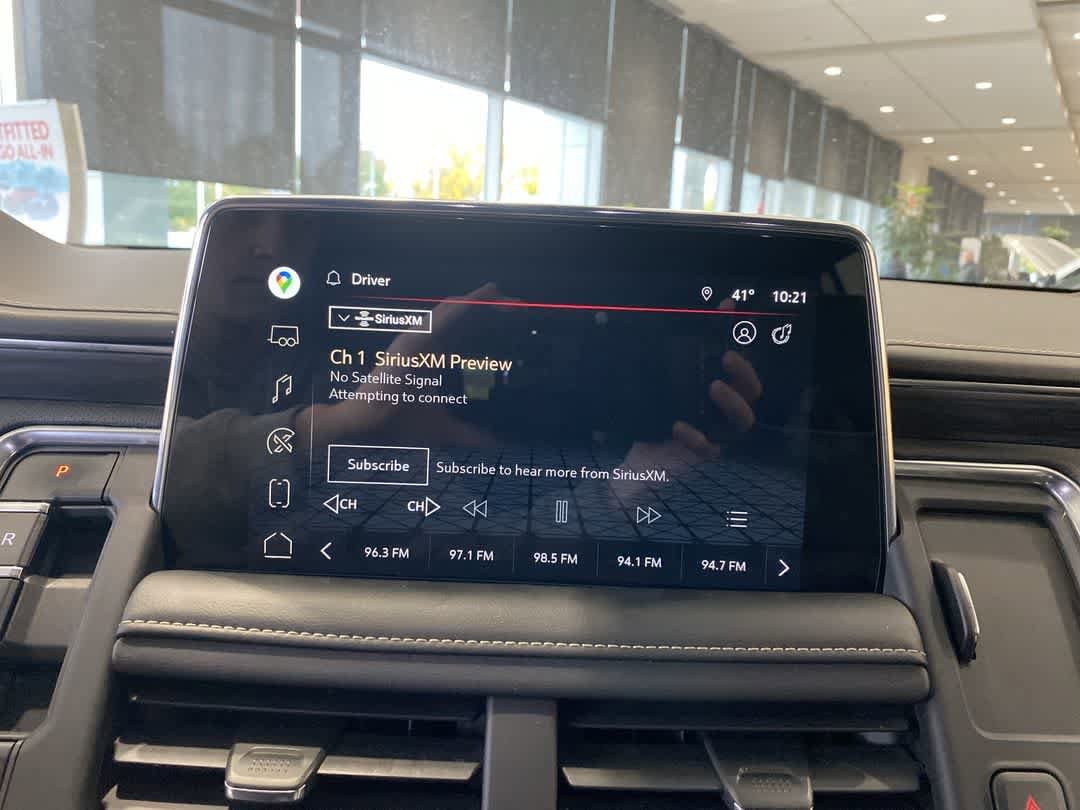 Thumbnail: 2022 GMC Yukon XL - 18