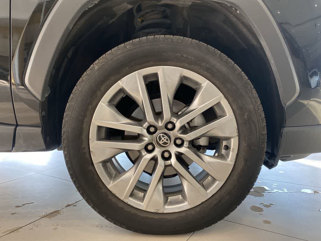 Thumbnail: 2024 Toyota RAV4 - 12