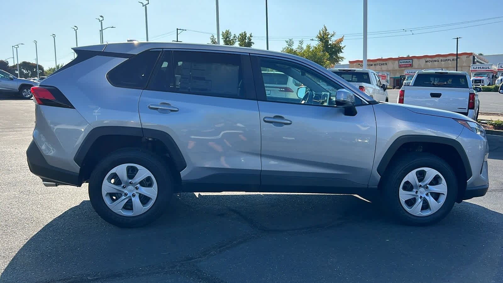 2025 Toyota RAV4 LE photo 2