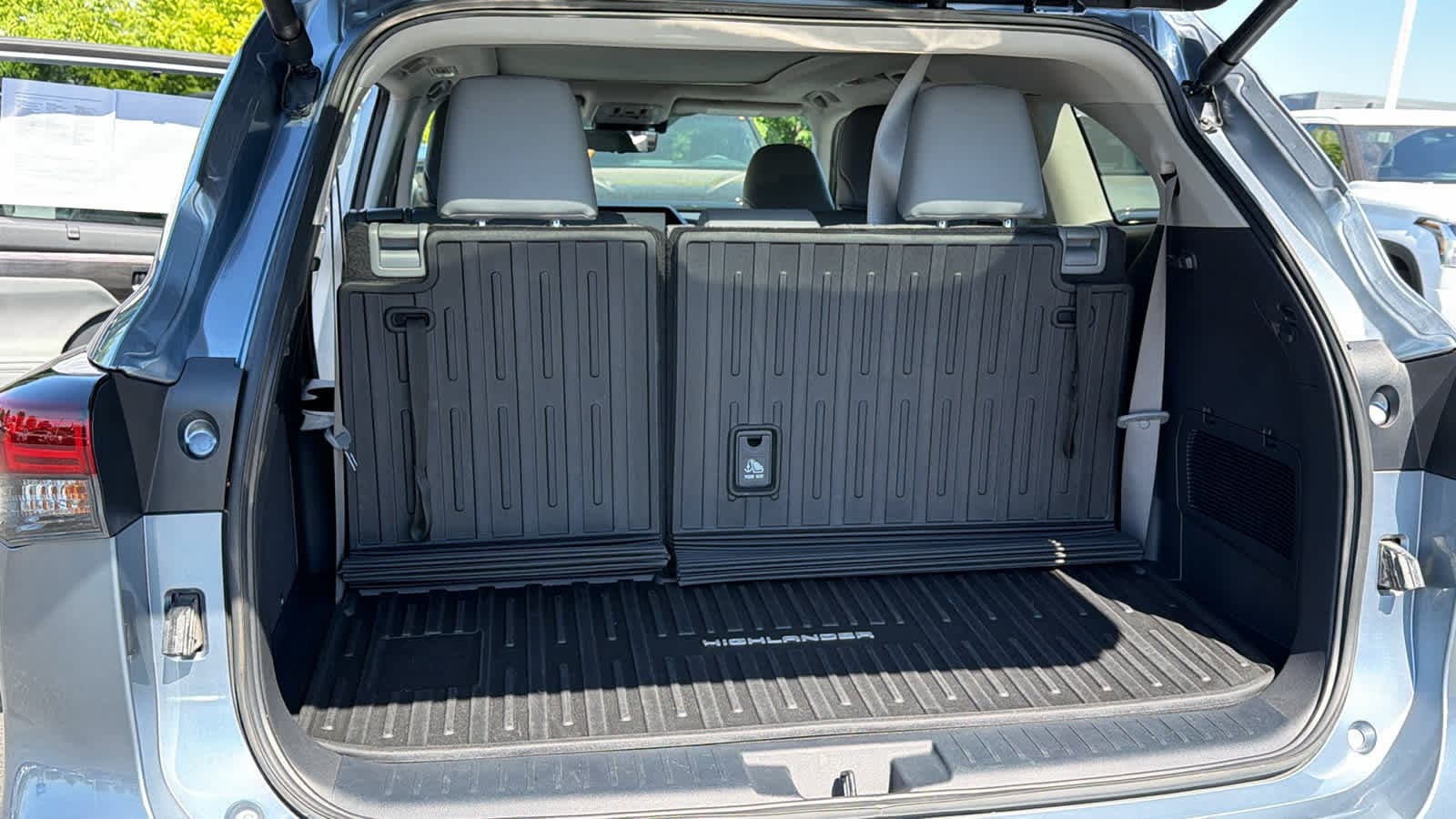 2024 Toyota Highlander Platinum - Photo 27