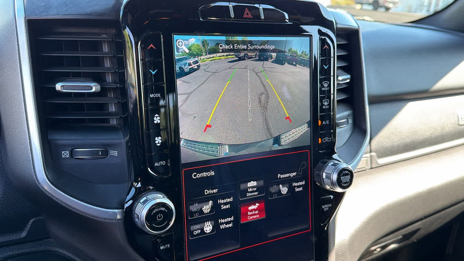 Thumbnail: 2020 RAM 1500 - 16