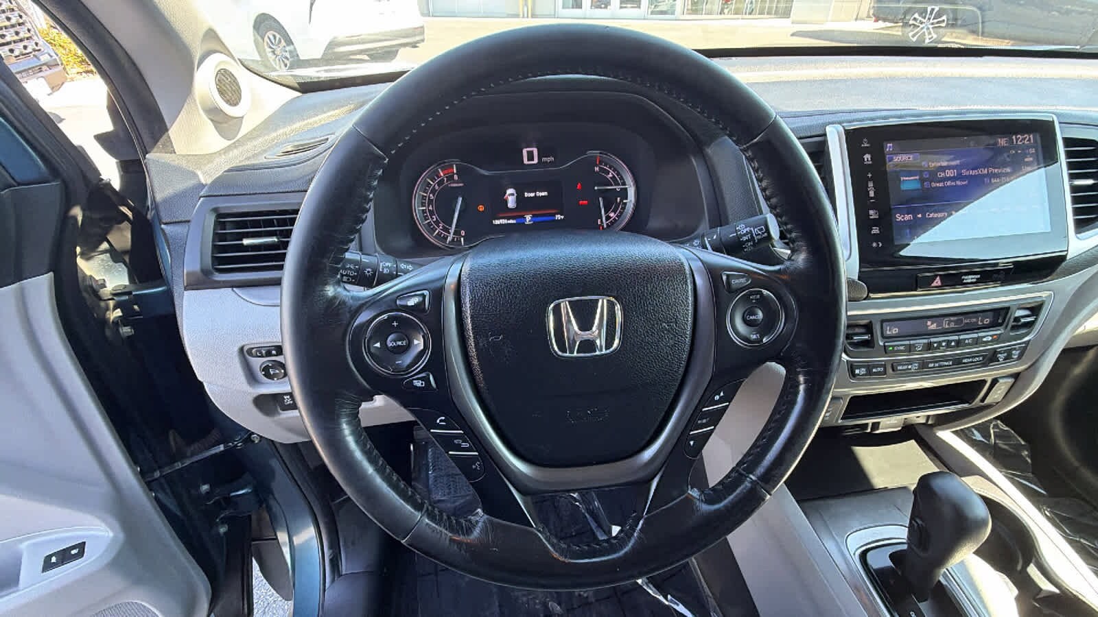 Thumbnail: 2018 Honda Pilot - 18