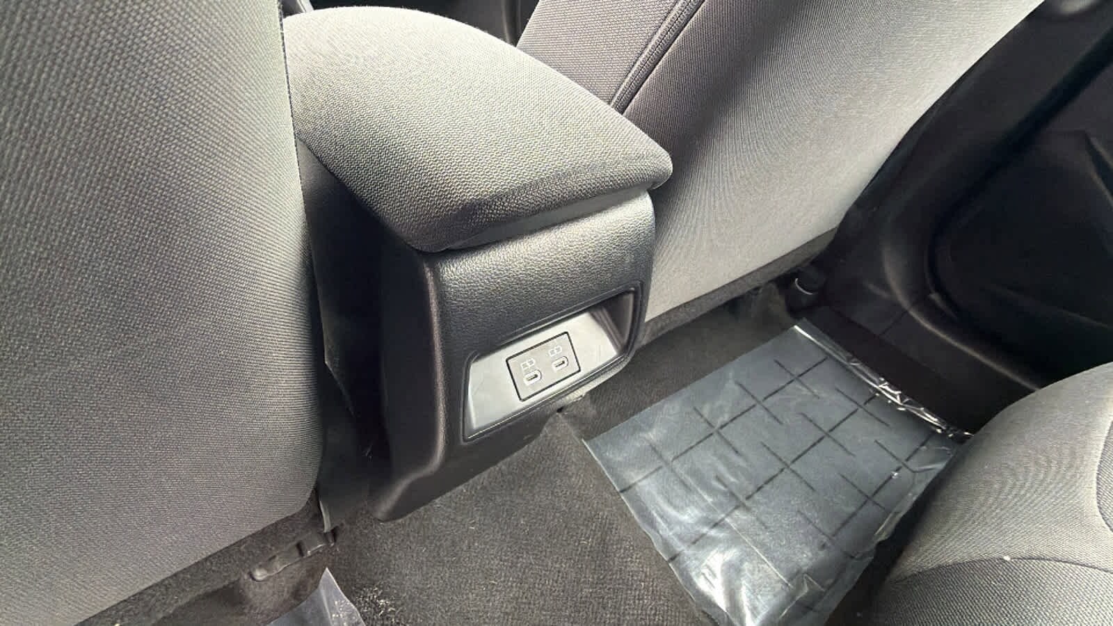 Thumbnail: 2023 Toyota Corolla - 25