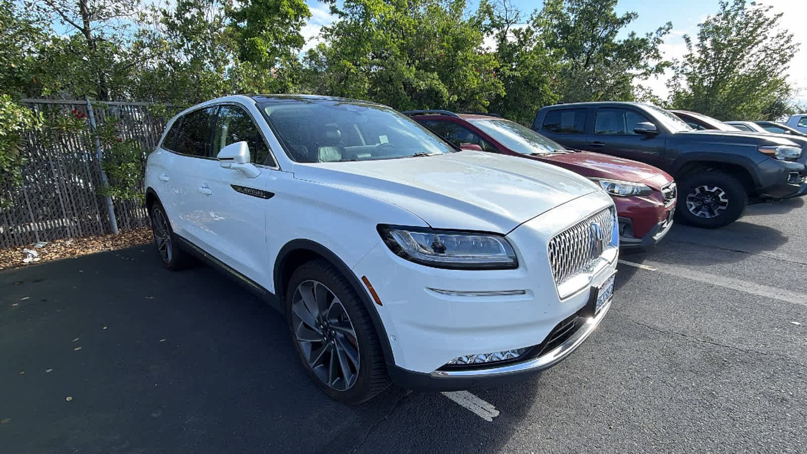 Thumbnail: 2022 Lincoln Nautilus - 2