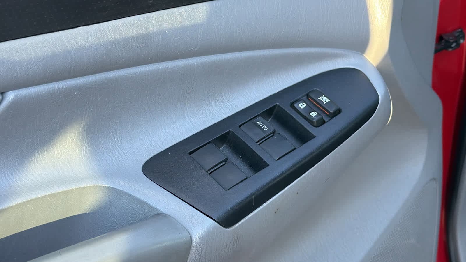 Thumbnail: 2014 Toyota Tacoma - 22