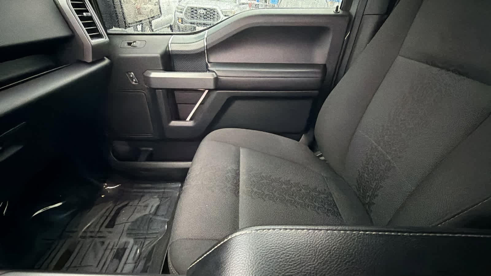 Thumbnail: 2019 Ford F-150 - 12