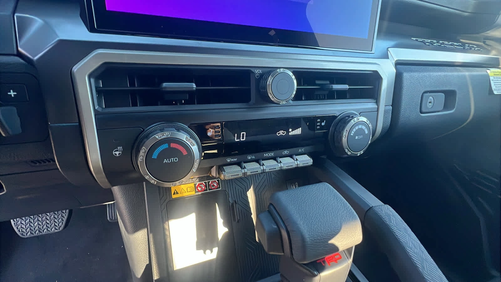 Thumbnail: 2025 Toyota Tacoma - 14