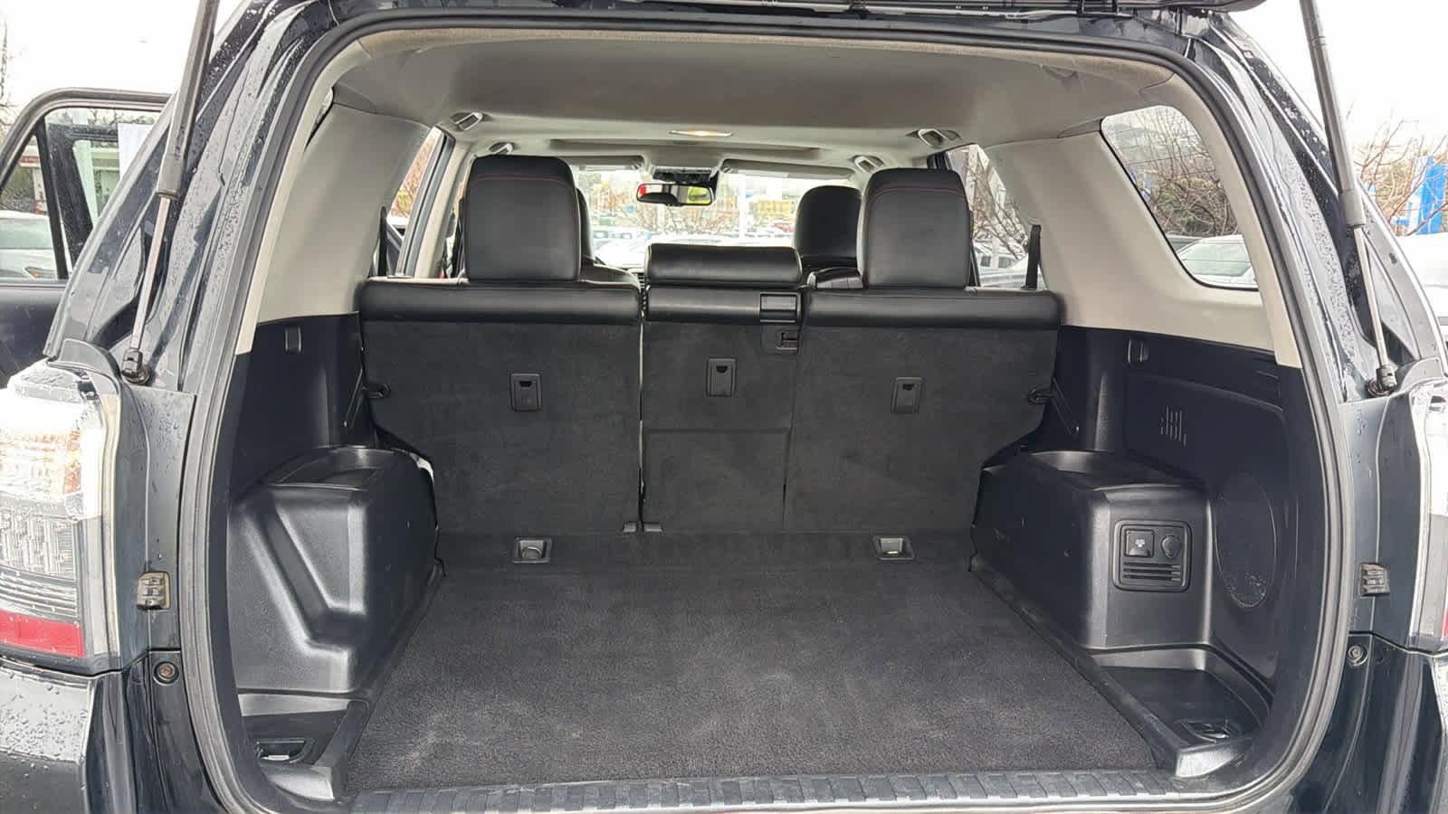 Thumbnail: 2020 Toyota 4Runner - 27