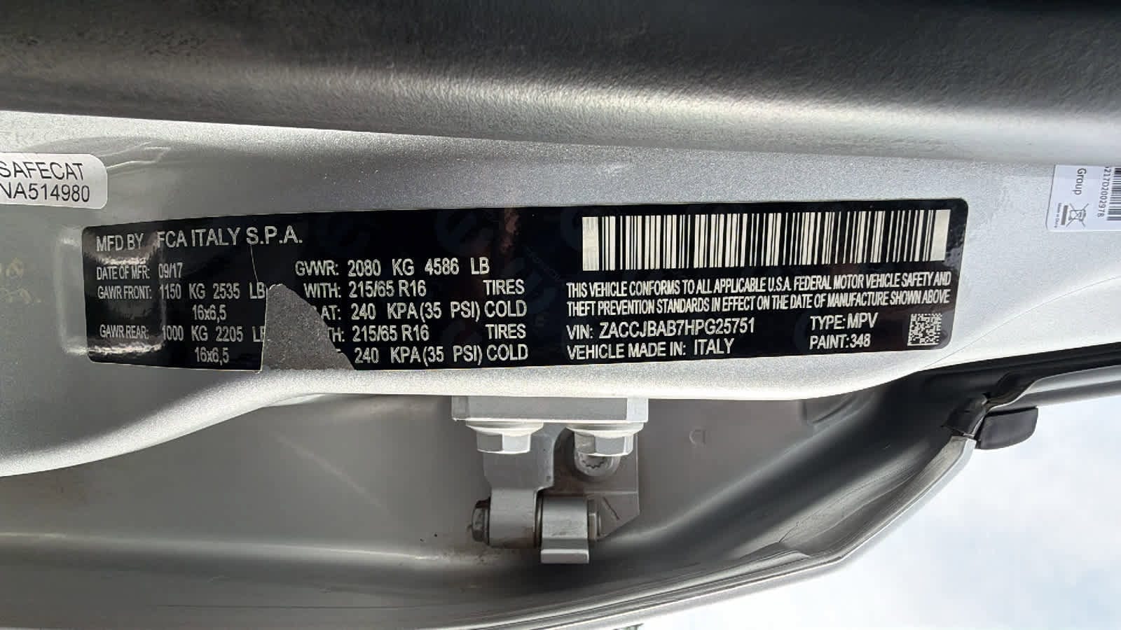 Thumbnail: 2017 Jeep Renegade - 30