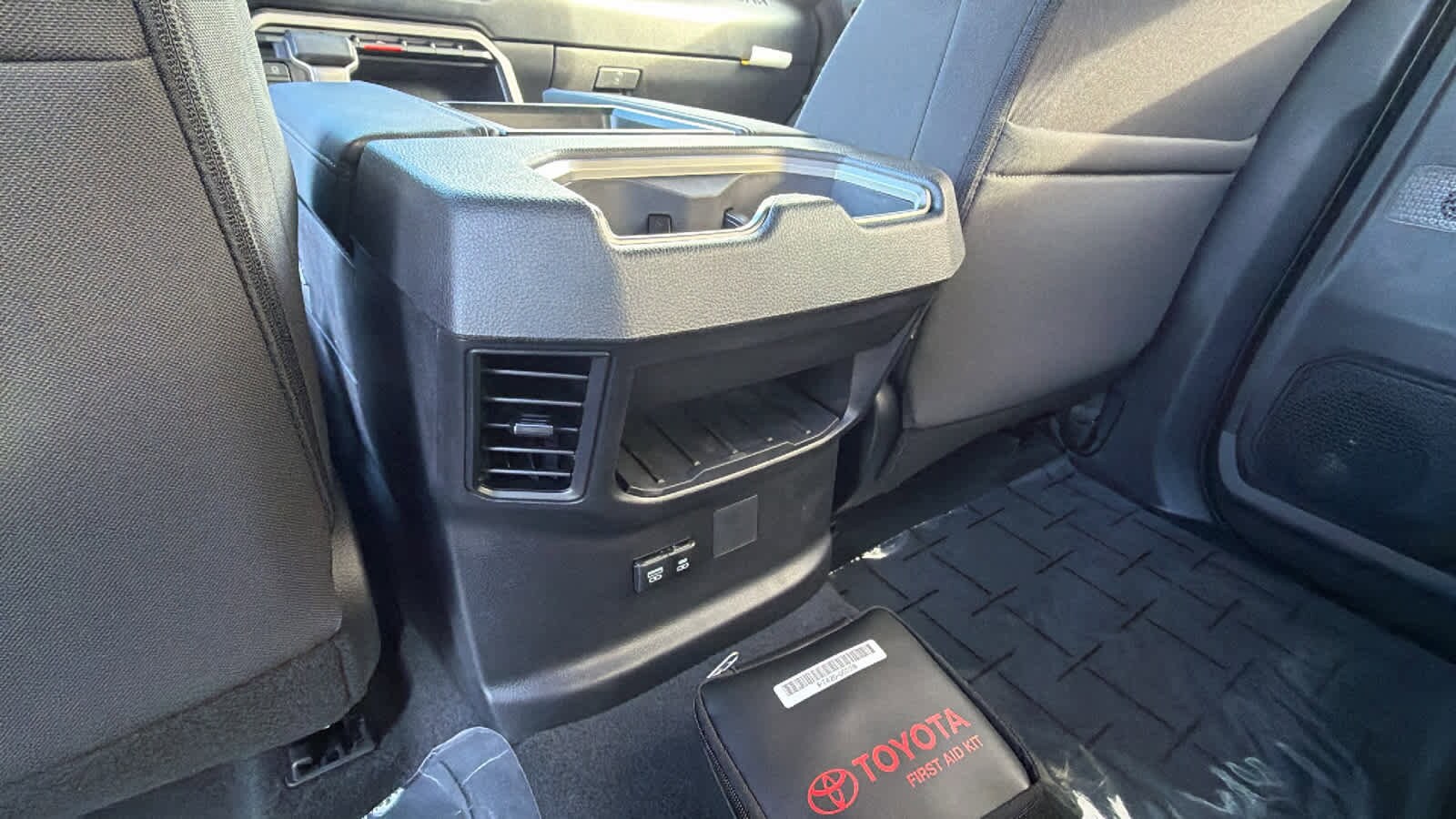 Thumbnail: 2026 Toyota Tundra - 25