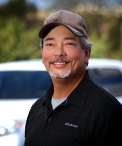 Staff member Dan Richelieu from ID_119d824a02f2