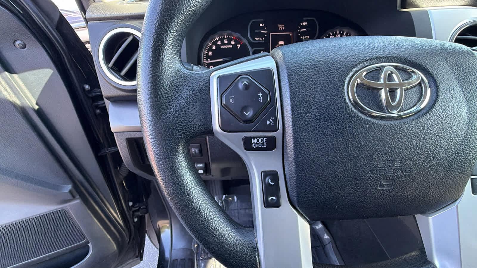 2018 Toyota Tundra SR5 - Photo 19