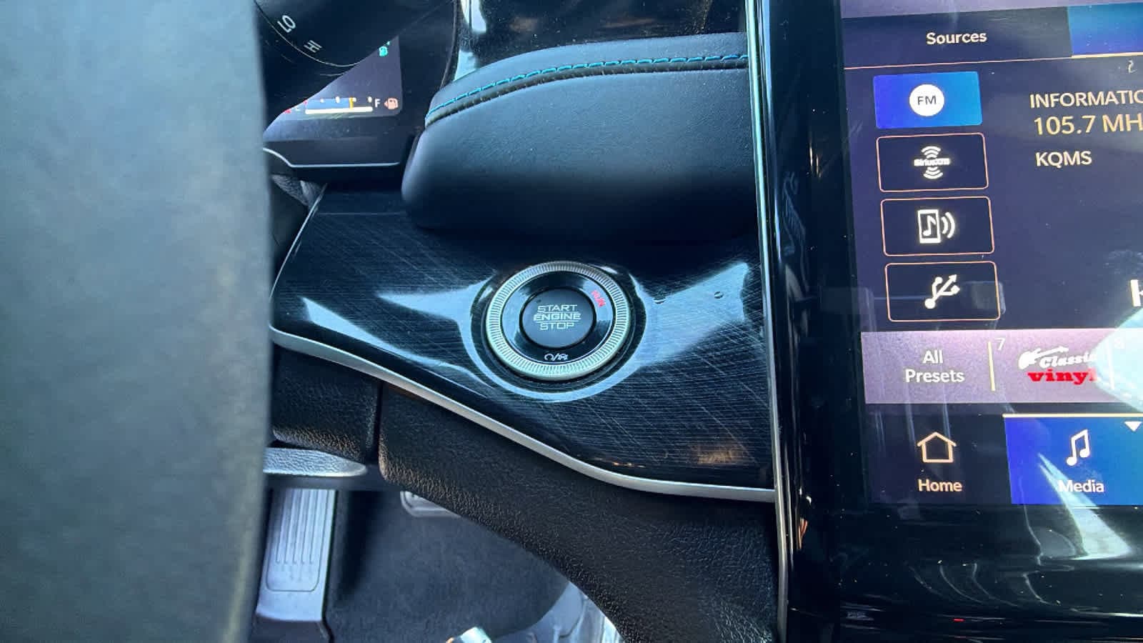 Thumbnail: 2022 Jeep Grand Cherokee - 17