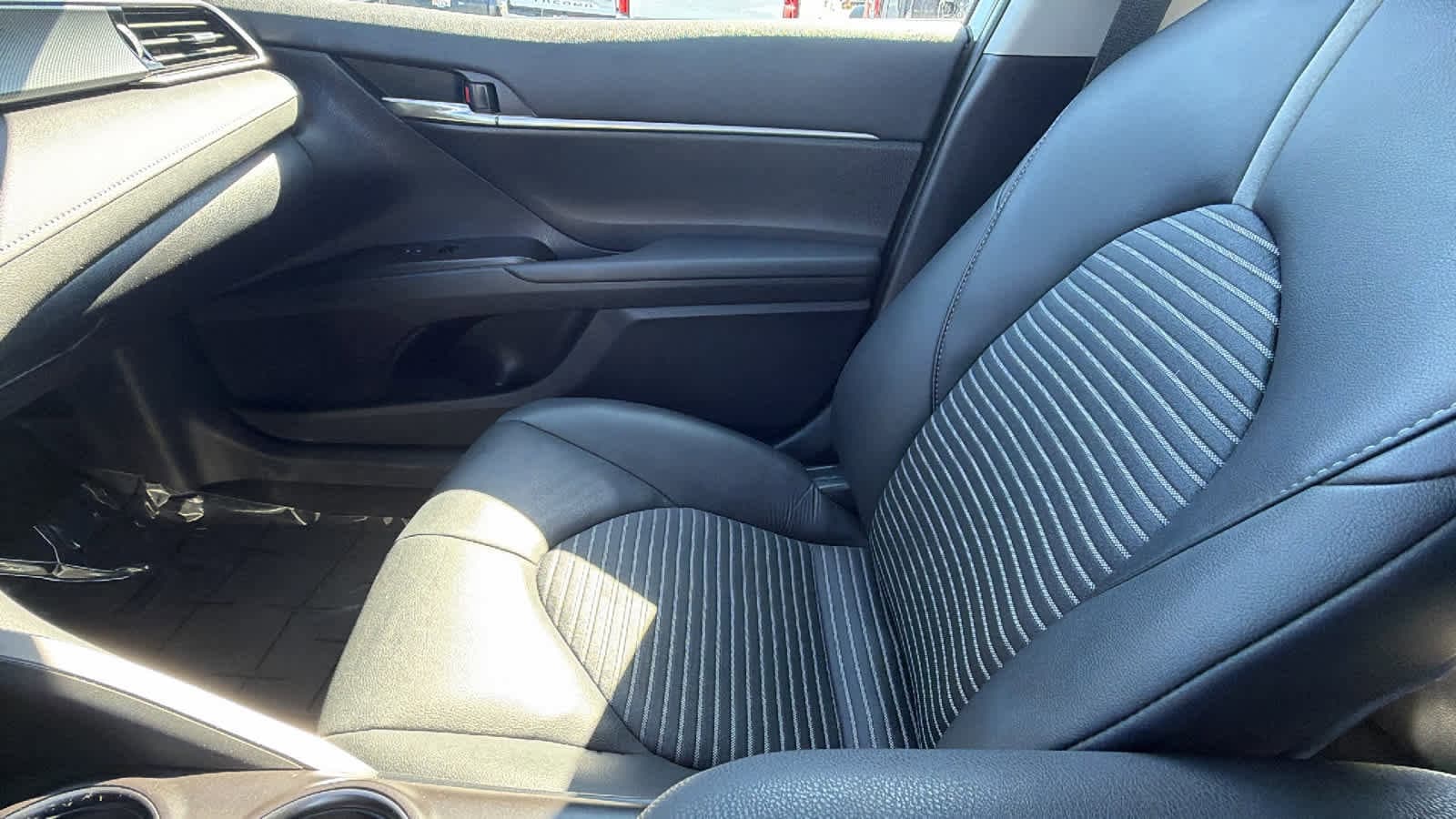 Thumbnail: 2024 Toyota Camry - 12