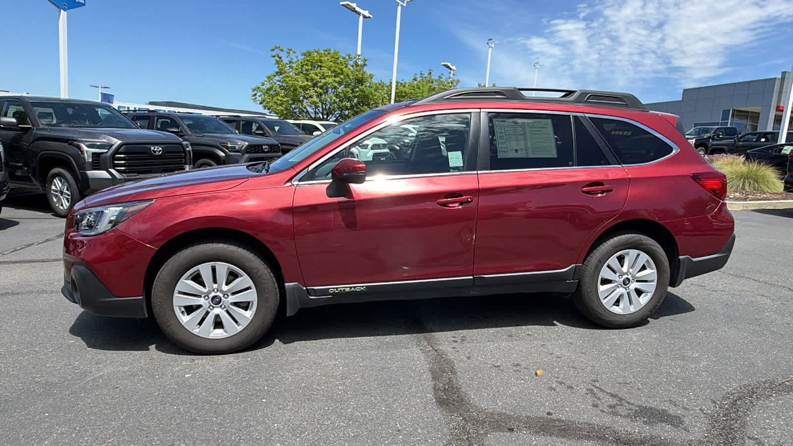 Thumbnail: 2019 Subaru Outback - 8