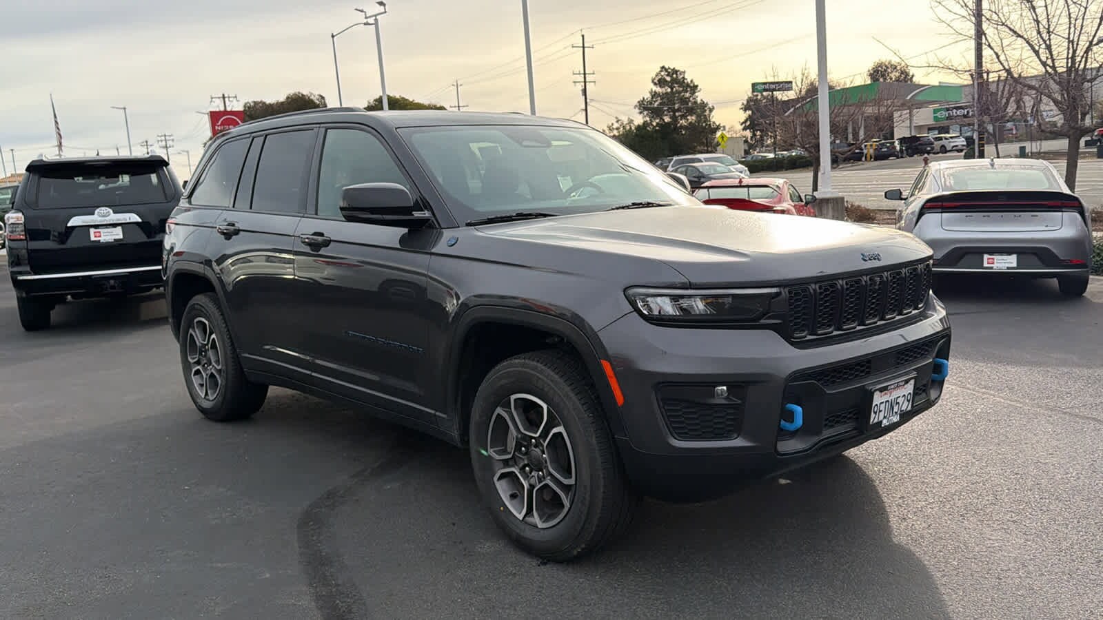 Thumbnail: 2022 Jeep Grand Cherokee - 3