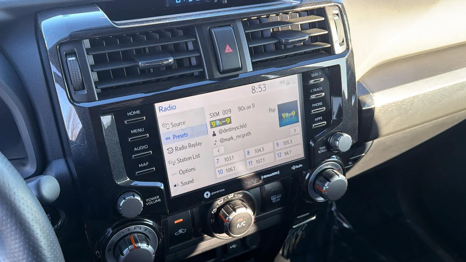 Thumbnail: 2022 Toyota 4Runner - 15