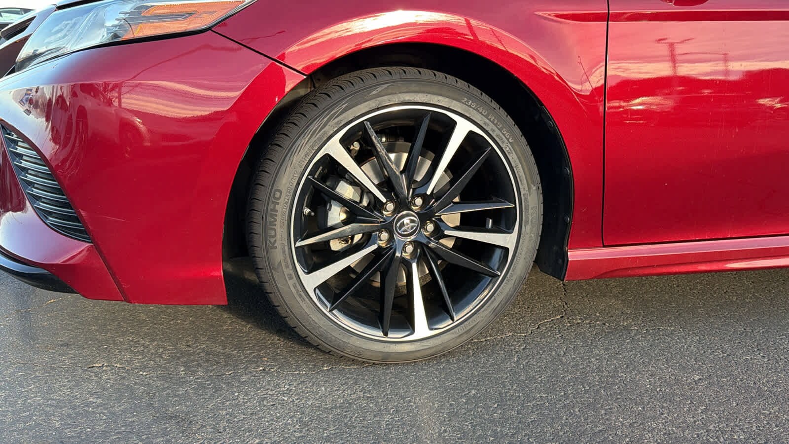 Thumbnail: 2018 Toyota Camry - 9