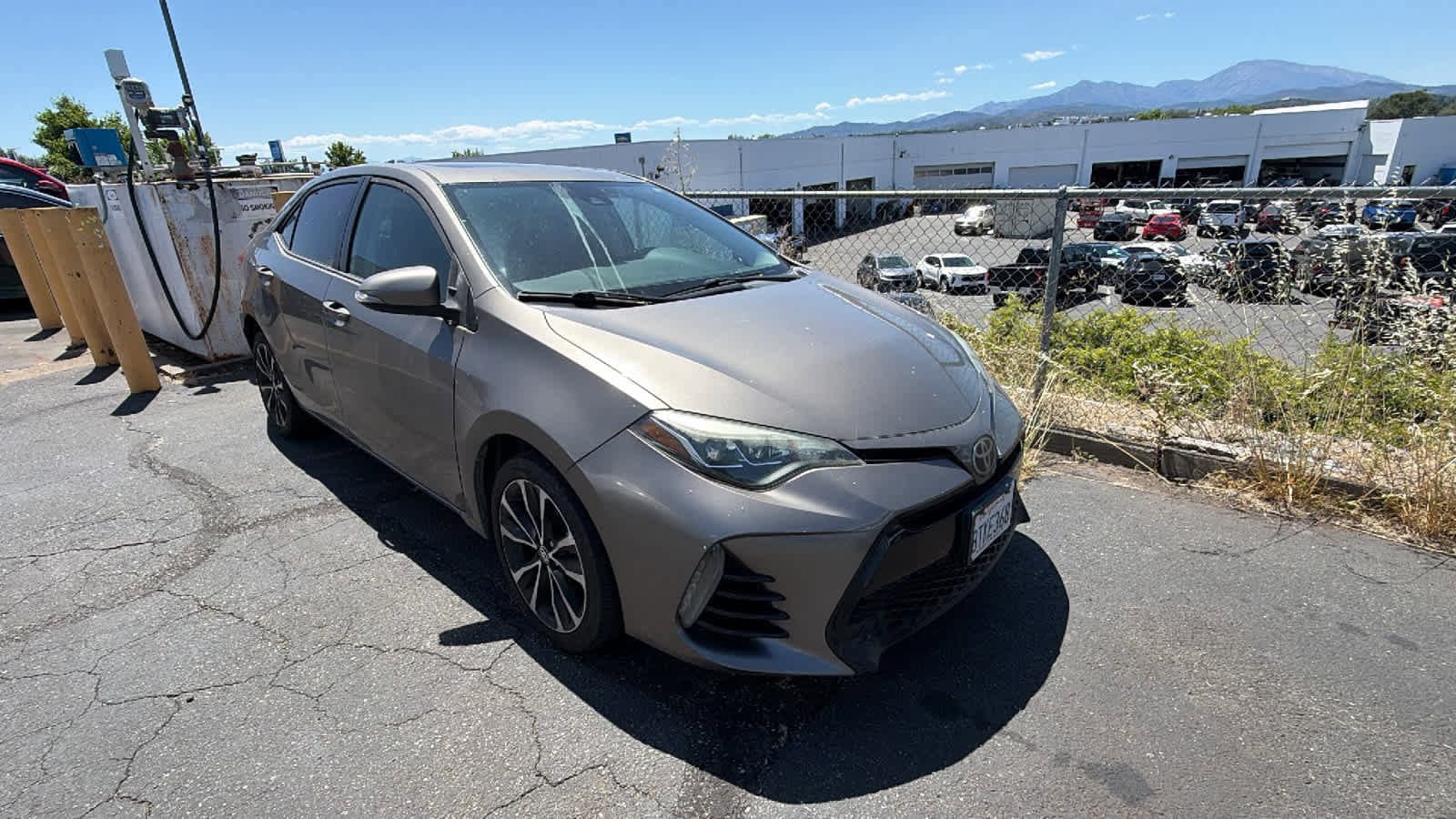 Thumbnail: 2017 Toyota Corolla - 2