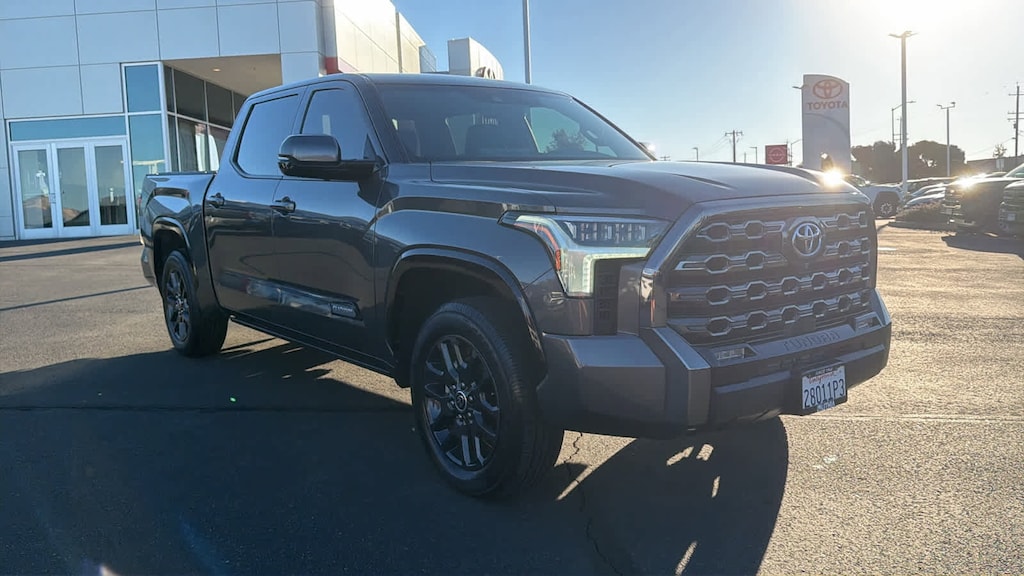 Used 2022 Toyota Tundra Platinum 3.5L V6 Truck CrewMax
