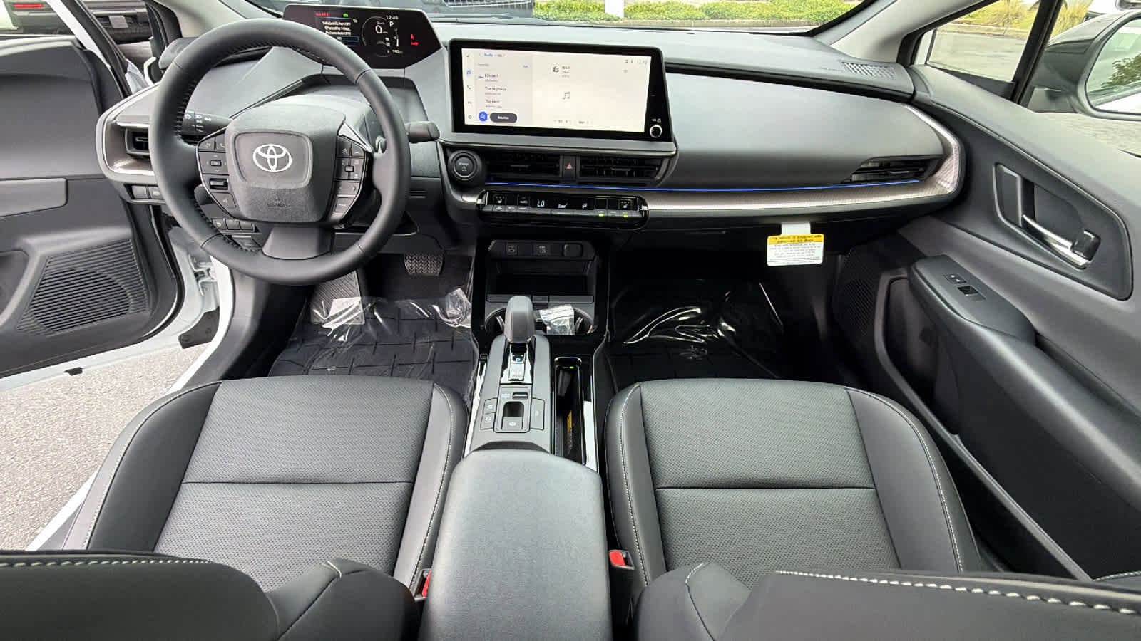 2026 Toyota Prius XLE - Photo 26