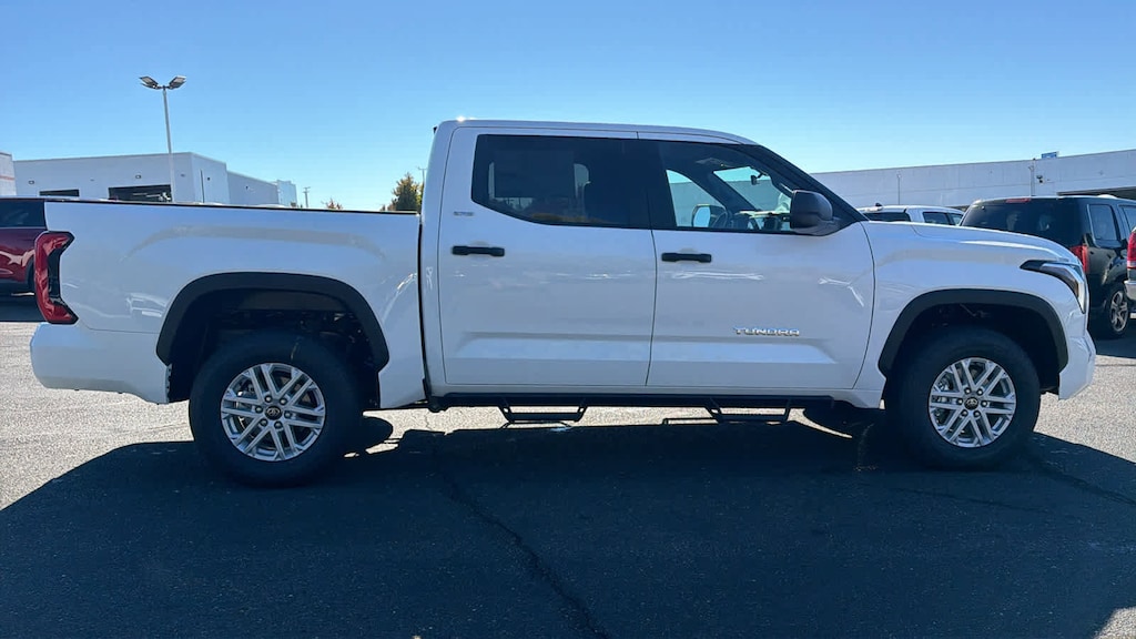 New 2026 Toyota Tundra SR5 SR5 CREWMAX 5.5