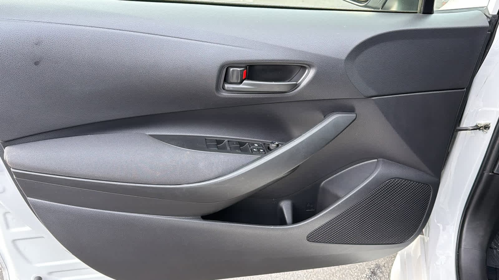 Thumbnail: 2022 Toyota Corolla - 23