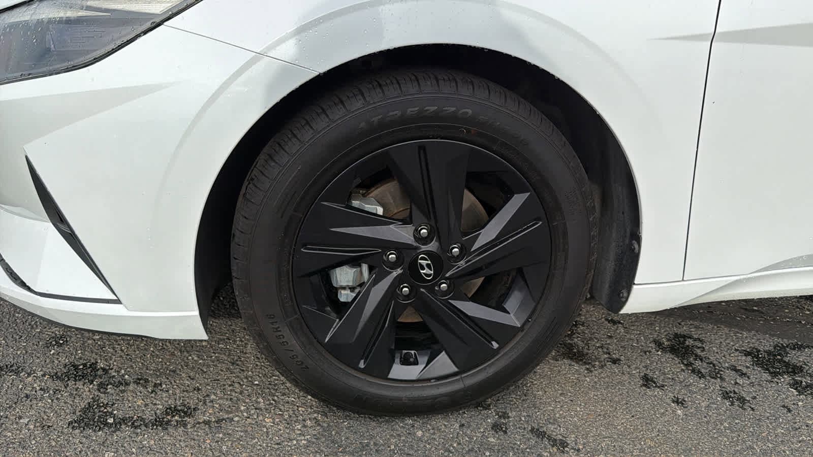 Thumbnail: 2021 Hyundai Elantra - 9