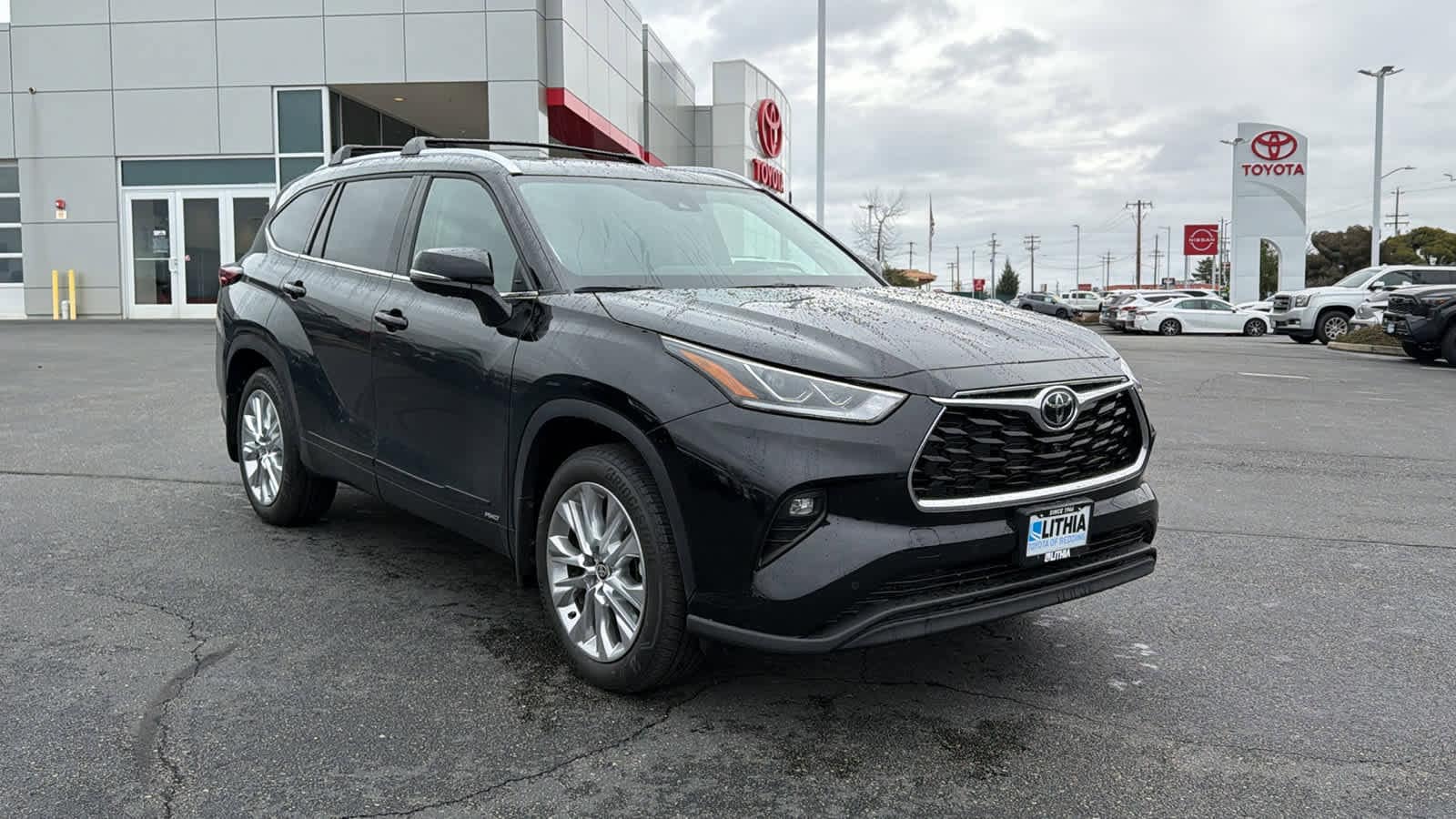 Thumbnail: 2026 Toyota Highlander - 3