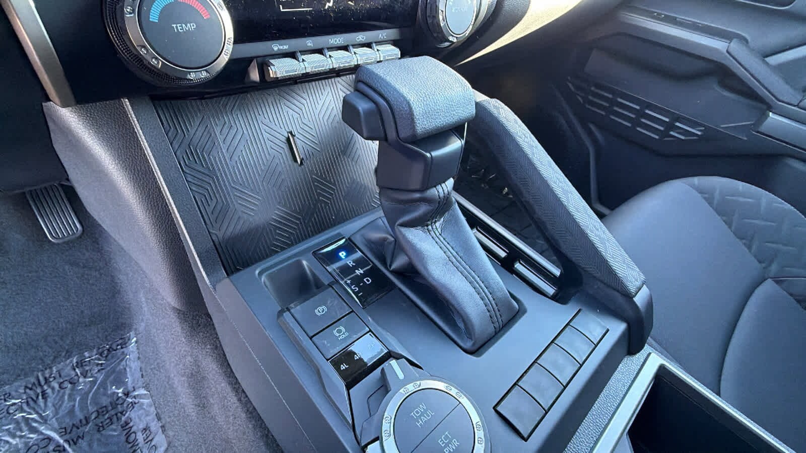 Thumbnail: 2025 Toyota Tacoma - 13