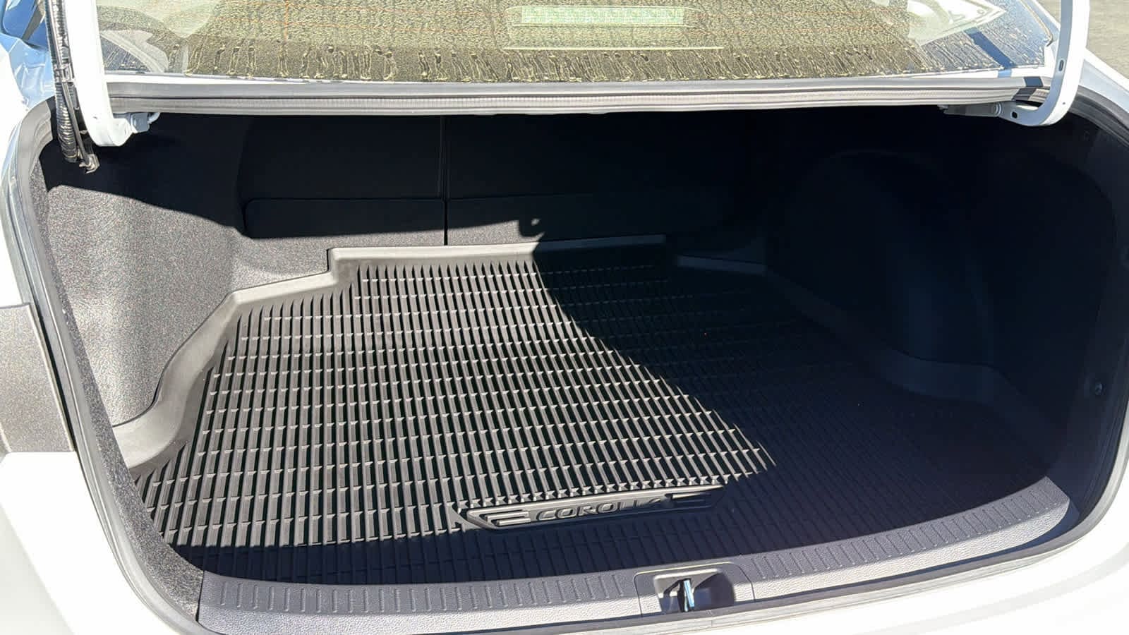 Thumbnail: 2026 Toyota Corolla - 27