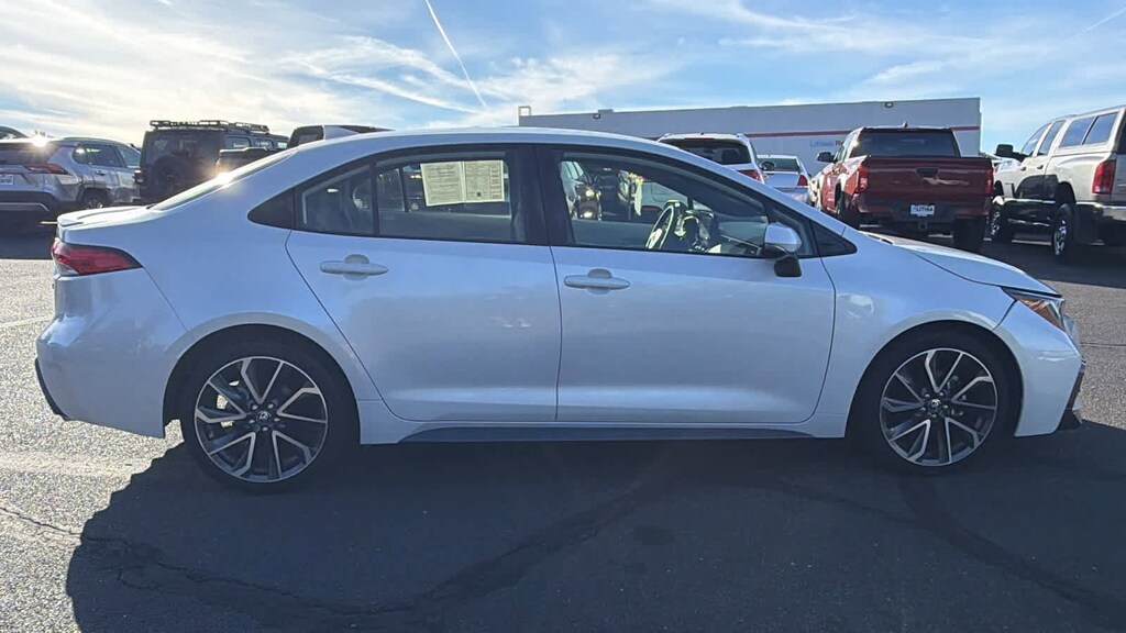 Used 2022 Toyota Corolla SE Sedan