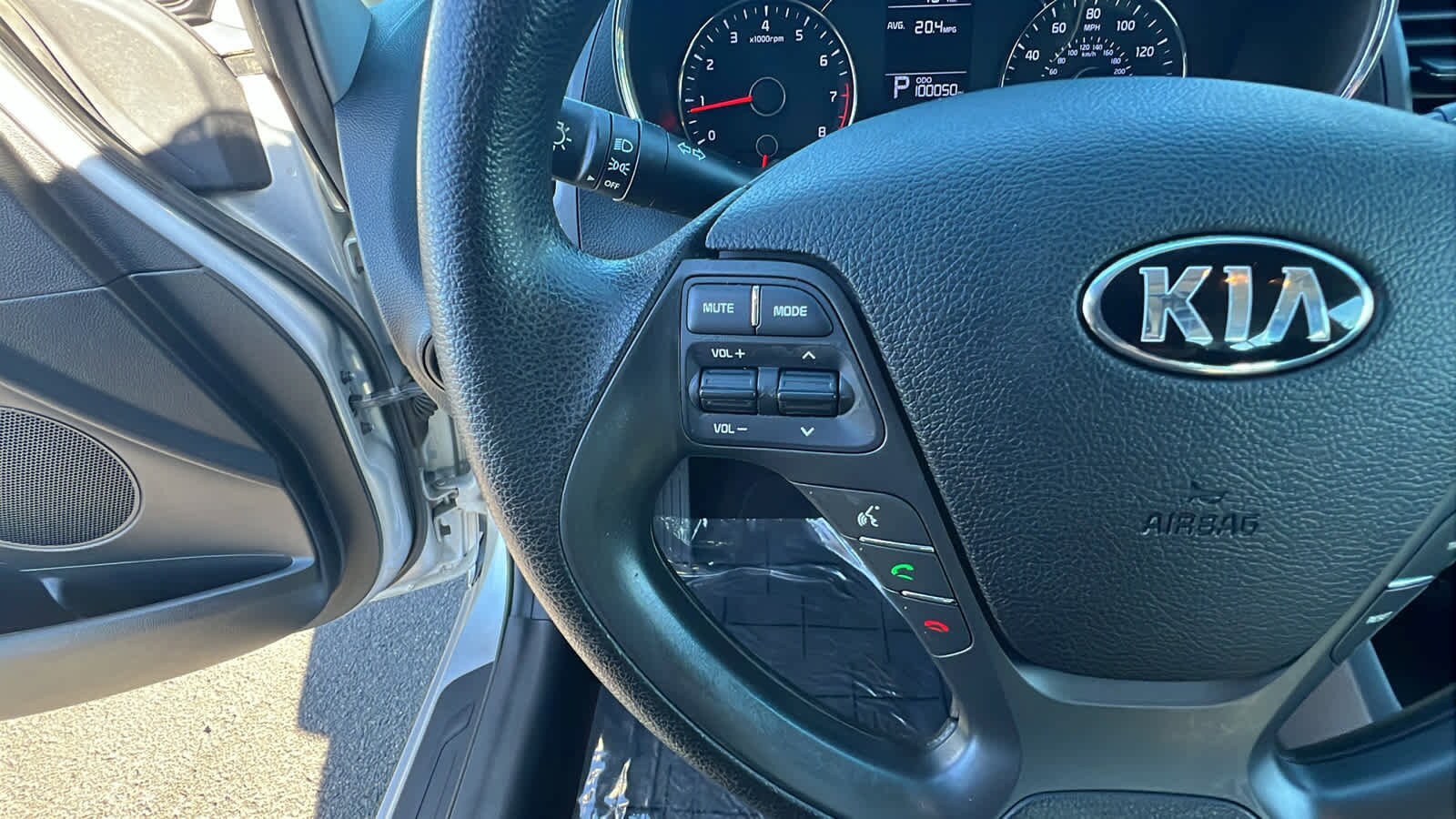 Thumbnail: 2016 Kia Forte - 19