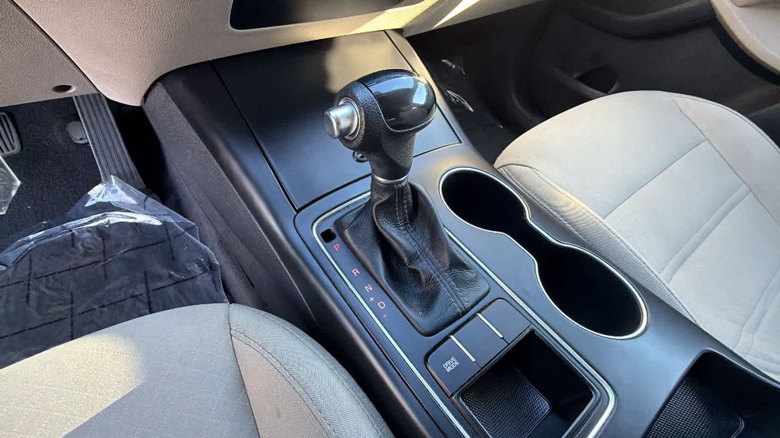 Thumbnail: 2016 Kia Sorento - 13