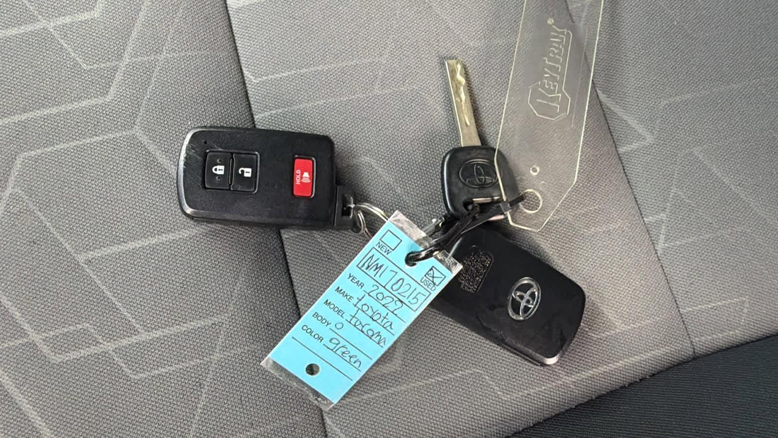 Thumbnail: 2022 Toyota Tacoma - 29